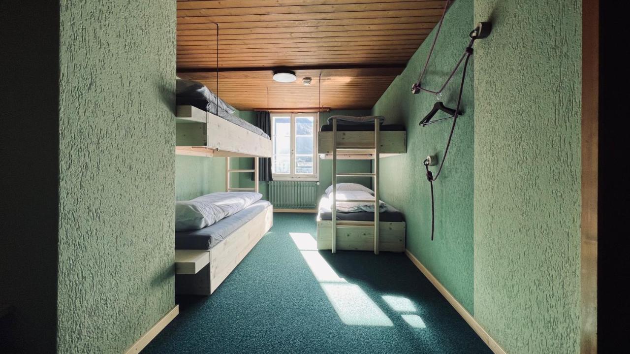 Hotel Alpina Einhorn - Self-Check-In Wolfenschiessen Buitenkant foto