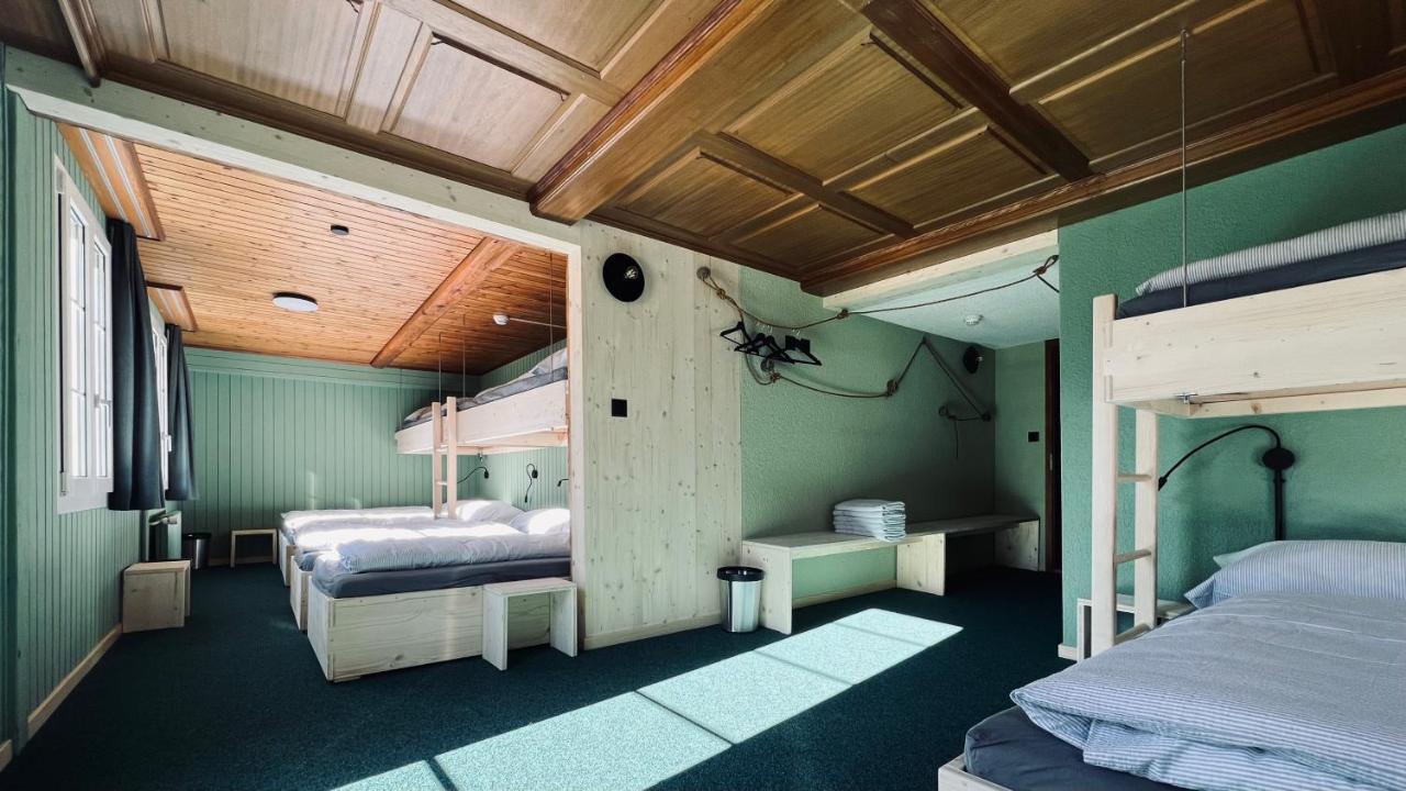 Hotel Alpina Einhorn - Self-Check-In Wolfenschiessen Buitenkant foto