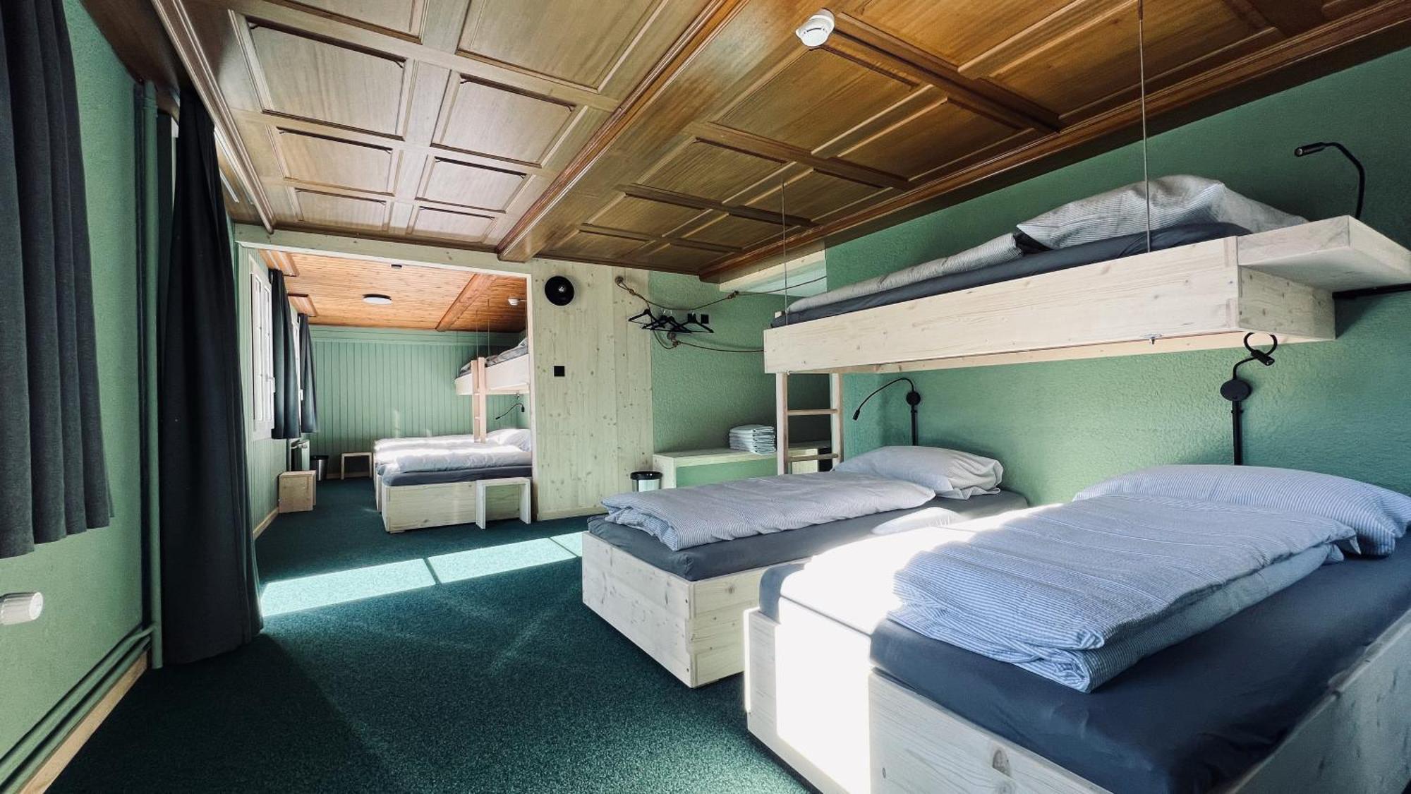Hotel Alpina Einhorn - Self-Check-In Wolfenschiessen Buitenkant foto